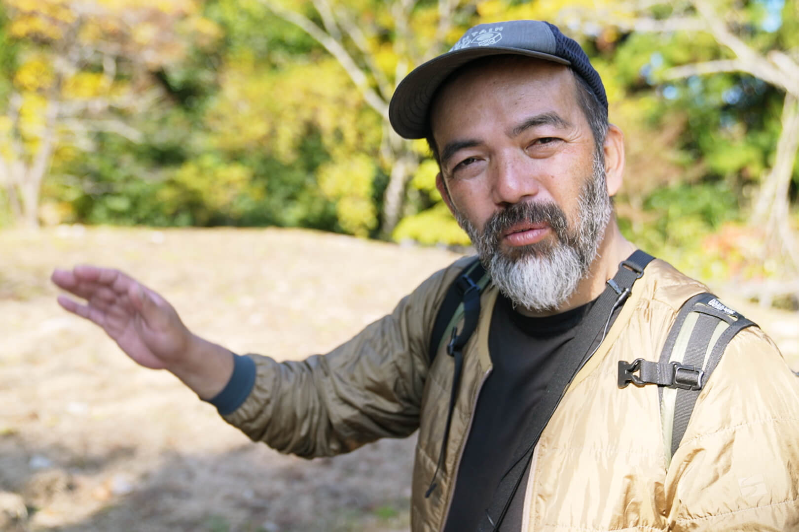 ひげ隊長も大絶賛！ 秋冬の低山ハイクで「YAMAP別注ポリゴンライト